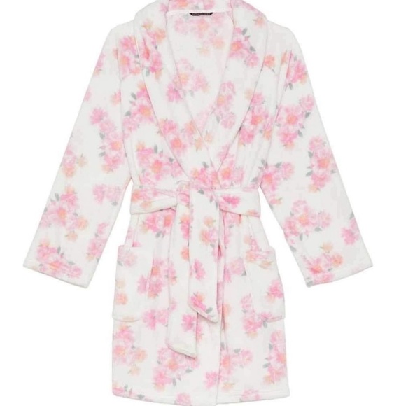 Victoria's Secret Other - Victoria Secret Shortie Cozy Robe size XL/XXL NWT